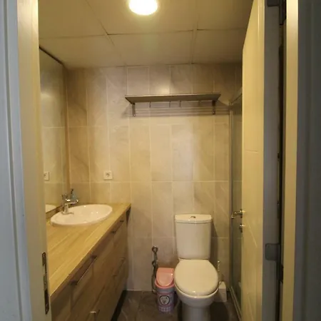 Best Suites Hotel *